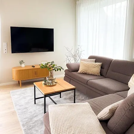 Neues Work & Wlan & Tv/ In Feriehus *