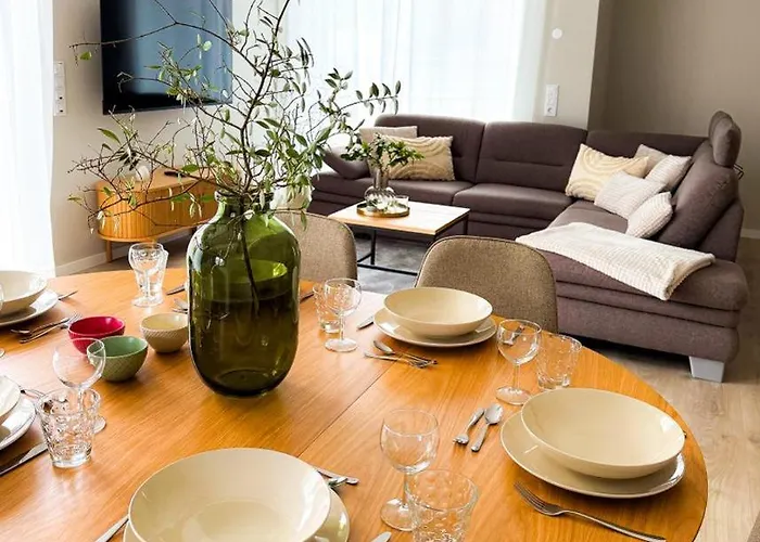 Neues Work & Wlan & Tv/ In * Τσέλε